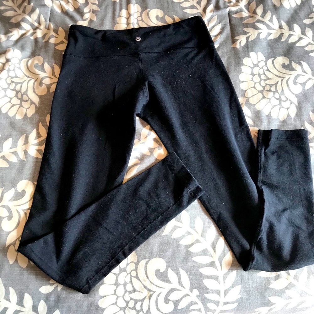 Lululemon leggings, black, size 6